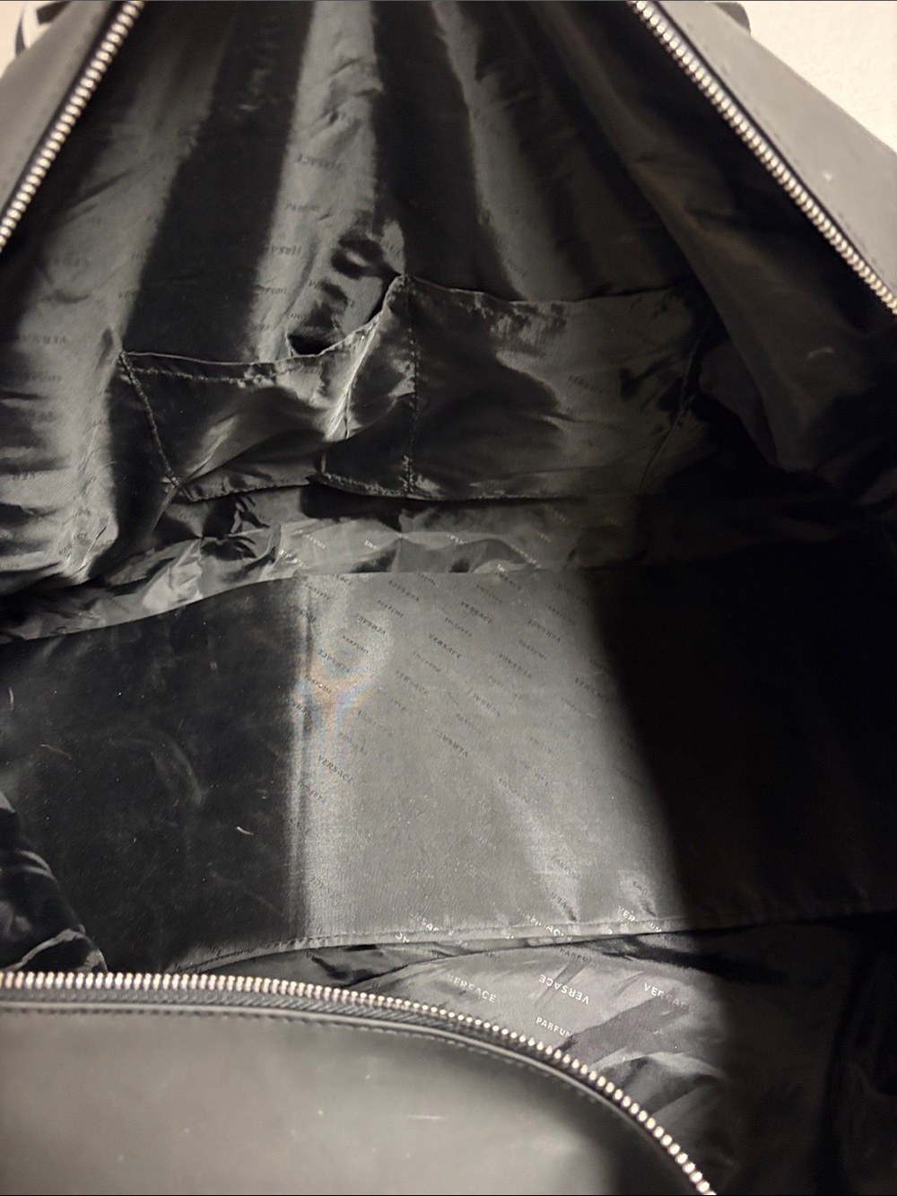 Versace Parfum Large Gym Travel Duffle Bag Tote Black/White - Picture 6 of 6